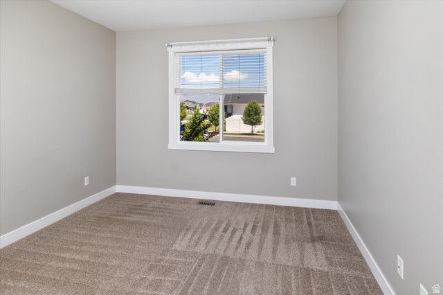 45 N VILLAGE PARK DR, Layton, UT 84041