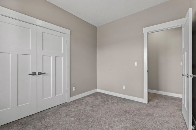 45 N VILLAGE PARK DR, Layton, UT 84041
