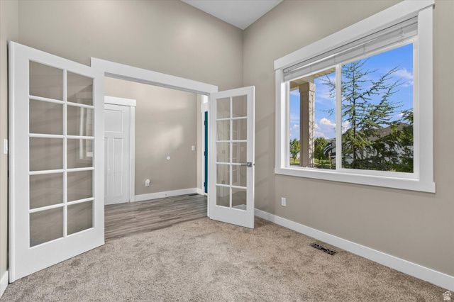 45 N VILLAGE PARK DR, Layton, UT 84041