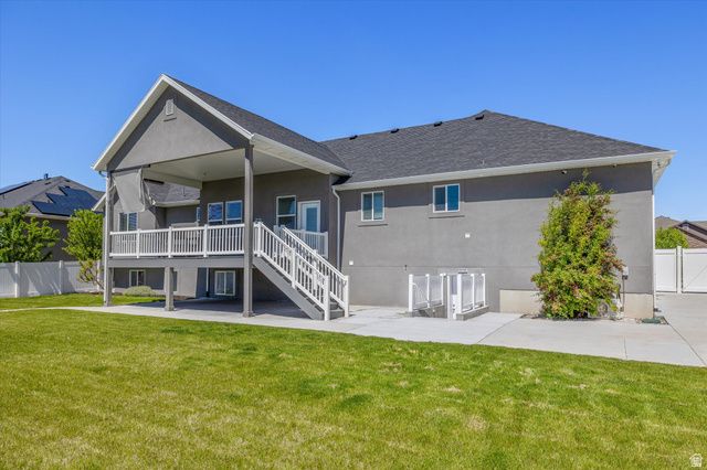 45 N VILLAGE PARK DR, Layton, UT 84041