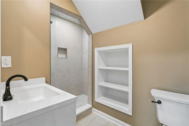 223 Captains CT, Hampton, VA 23669