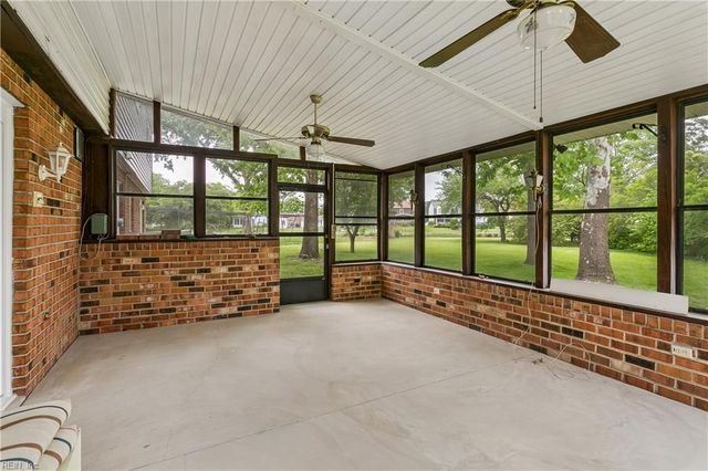 223 Captains CT, Hampton, VA 23669