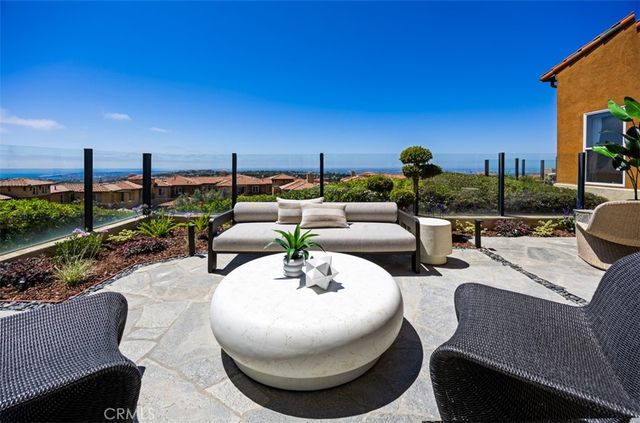 21 Splendore, Newport Coast, CA 92657