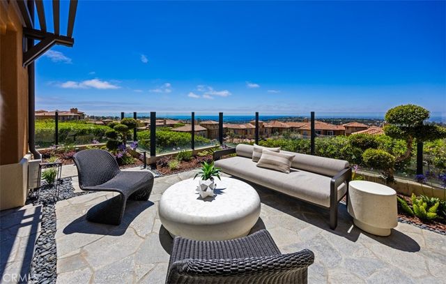 21 Splendore, Newport Coast, CA 92657