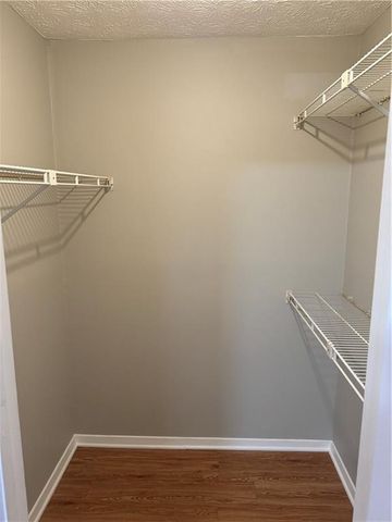 1413 Tuxworth Circle, Decatur, GA 30033