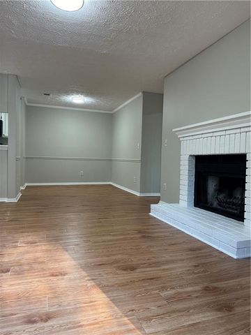 1413 Tuxworth Circle, Decatur, GA 30033