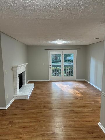 1413 Tuxworth Circle, Decatur, GA 30033