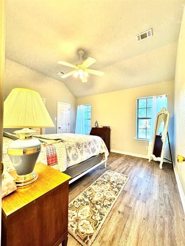 1001 Turkey Creek Court, Bridgeport, TX 76426