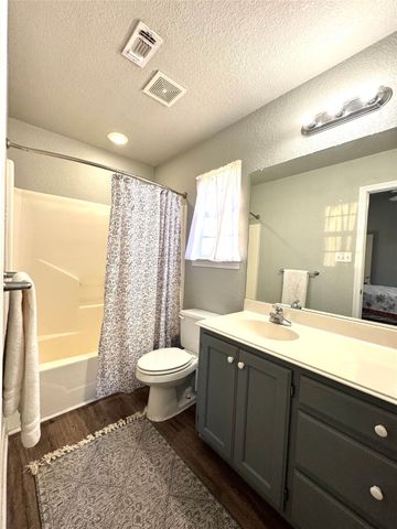 1001 Turkey Creek Court, Bridgeport, TX 76426