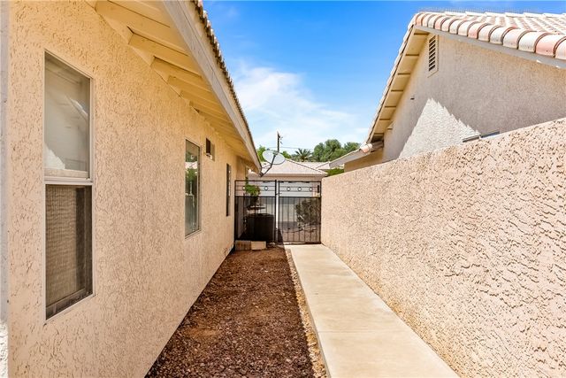 1904 E Leisure Lane, Fort Mohave, AZ 86426