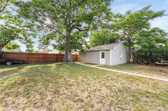965 S Eliot Street, Denver, CO 80219