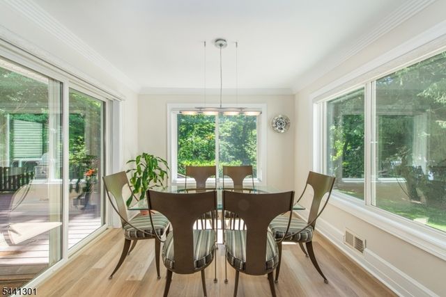 18 Teak Rd, Wayne Twp., NJ 07470