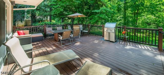 18 Teak Rd, Wayne Twp., NJ 07470