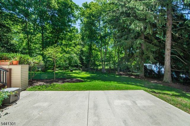 18 Teak Rd, Wayne Twp., NJ 07470