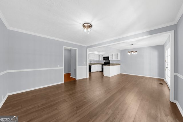 501 Dunwoody Chace, Atlanta, GA 30328