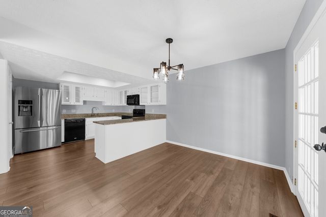 501 Dunwoody Chace, Atlanta, GA 30328