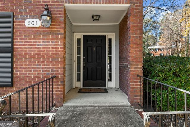 501 Dunwoody Chace, Atlanta, GA 30328