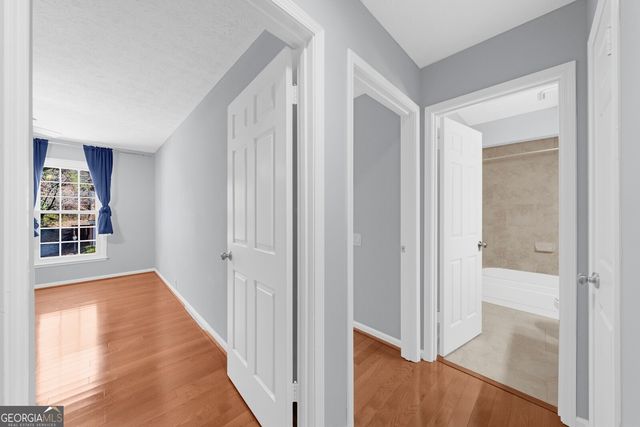 501 Dunwoody Chace, Atlanta, GA 30328