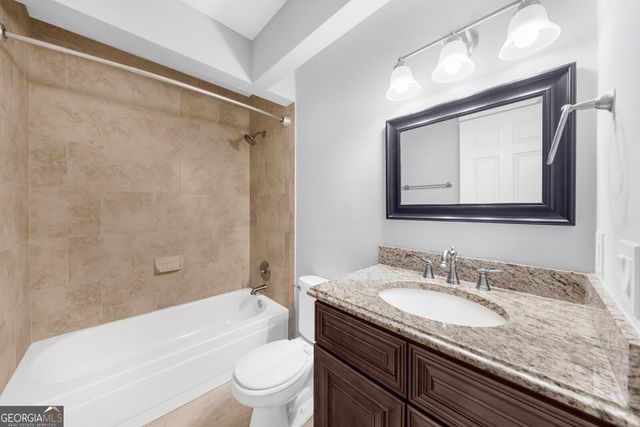 501 Dunwoody Chace, Atlanta, GA 30328