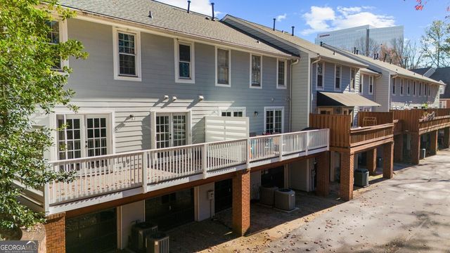 501 Dunwoody Chace, Atlanta, GA 30328