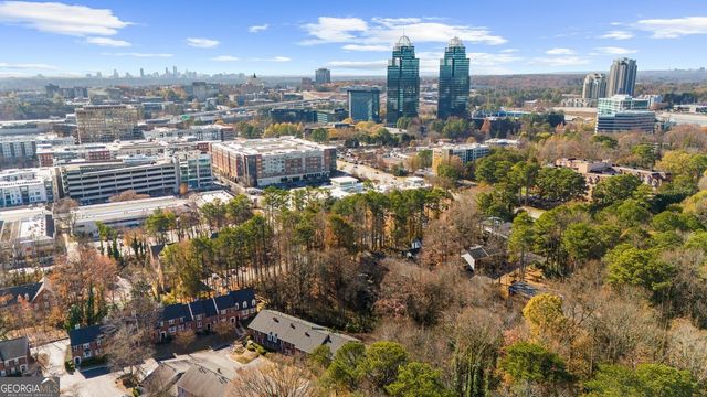 501 Dunwoody Chace, Atlanta, GA 30328