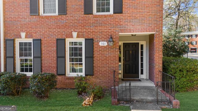 501 Dunwoody Chace, Atlanta, GA 30328