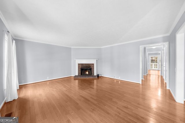 501 Dunwoody Chace, Atlanta, GA 30328