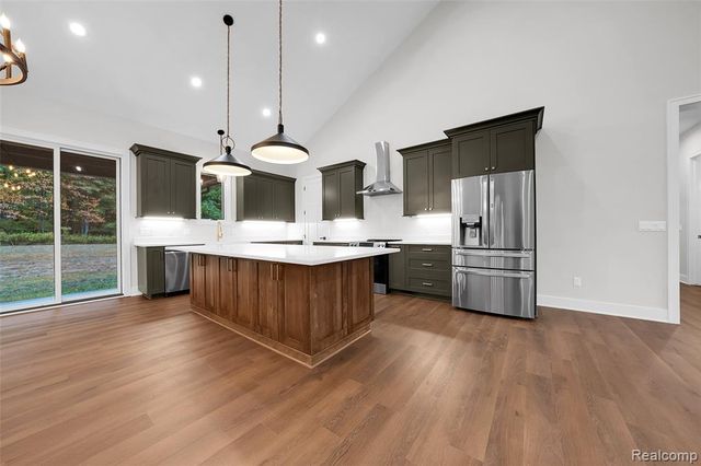 1956 Percy Lane, Highland, MI 48357