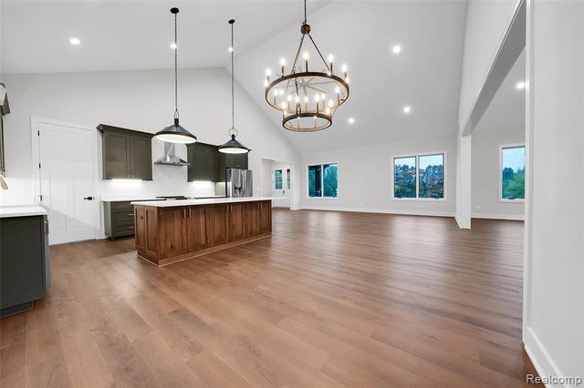 1956 Percy Lane, Highland, MI 48357