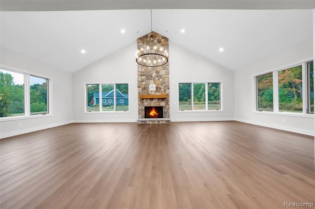 1956 Percy Lane, Highland, MI 48357