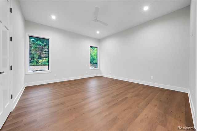 1956 Percy Lane, Highland, MI 48357