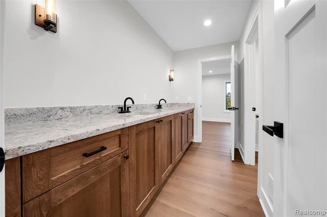 1956 Percy Lane, Highland, MI 48357