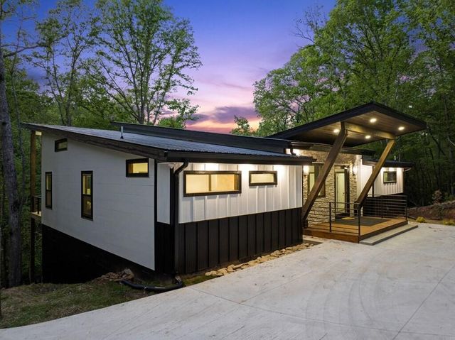 148 Brookwood Drive, Blue Ridge, GA 30513