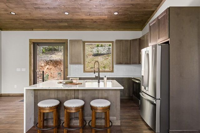 148 Brookwood Drive, Blue Ridge, GA 30513