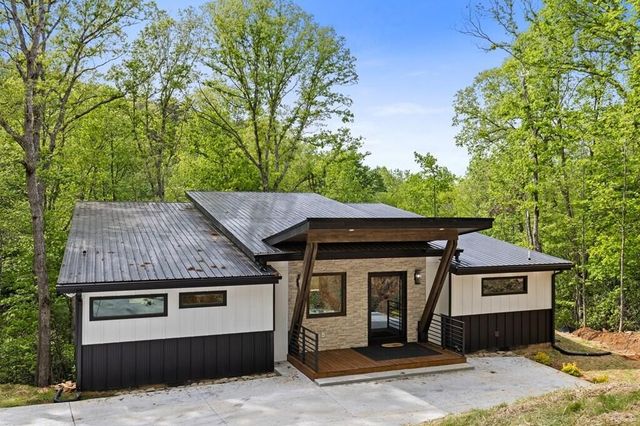 148 Brookwood Drive, Blue Ridge, GA 30513