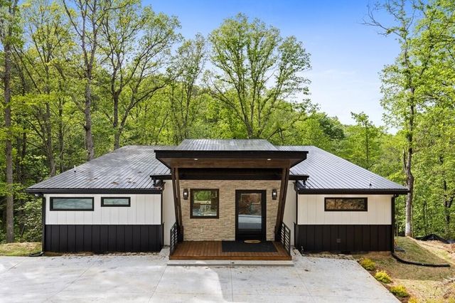 148 Brookwood Drive, Blue Ridge, GA 30513