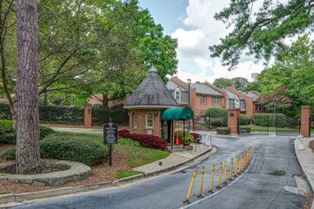 23116 Plantation Drive NE, Atlanta, GA 30324