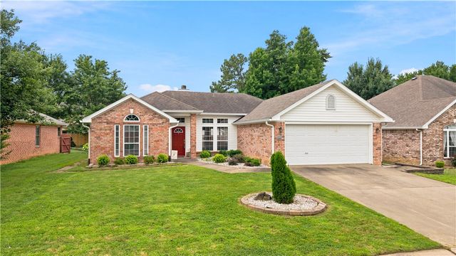 3606 W Margaret Place, Rogers, AR 72756