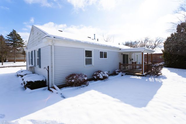 813 Wiltshire Drive, Owosso, MI 48867