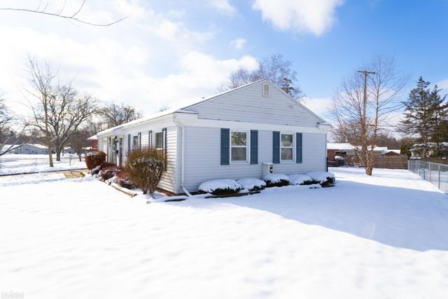 813 Wiltshire Drive, Owosso, MI 48867