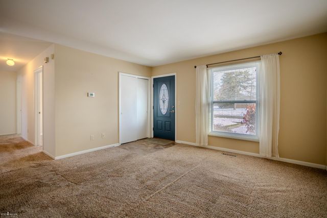 813 Wiltshire Drive, Owosso, MI 48867