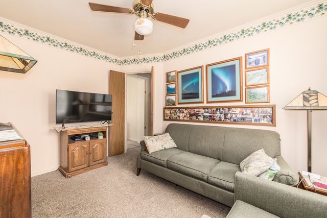 1808 Linden Street, Des Plaines, IL 60018