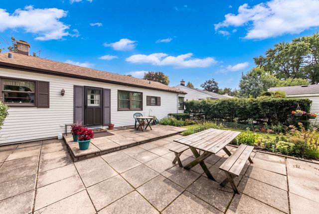 1808 Linden Street, Des Plaines, IL 60018
