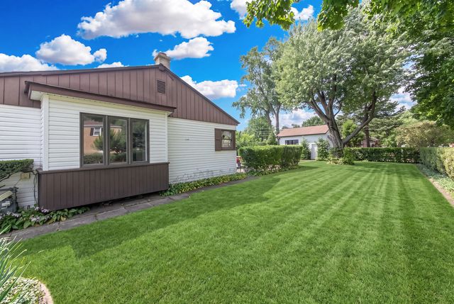 1808 Linden Street, Des Plaines, IL 60018