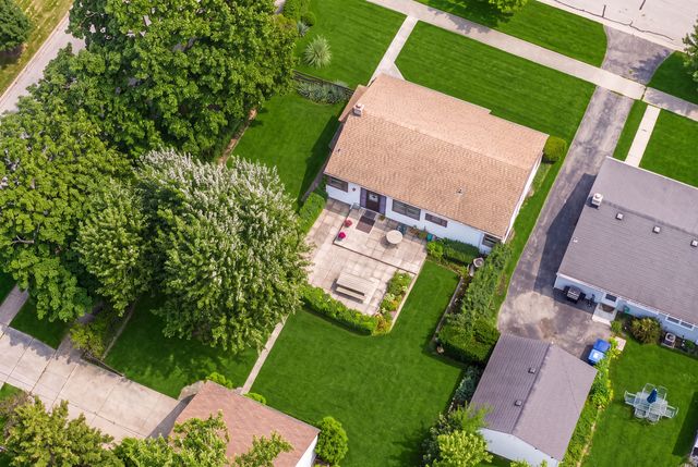 1808 Linden Street, Des Plaines, IL 60018