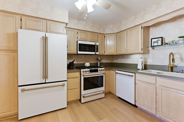 525 Bradbury Lane 0, Geneva, IL 60134