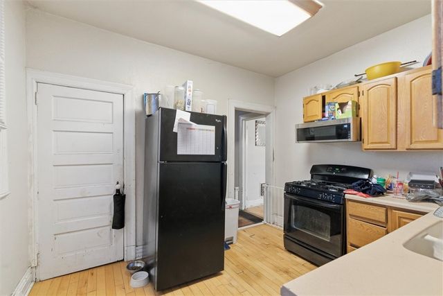 290 Glenwood Dr, Ambridge, PA 15003