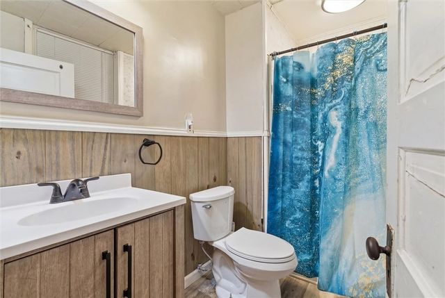 290 Glenwood Dr, Ambridge, PA 15003