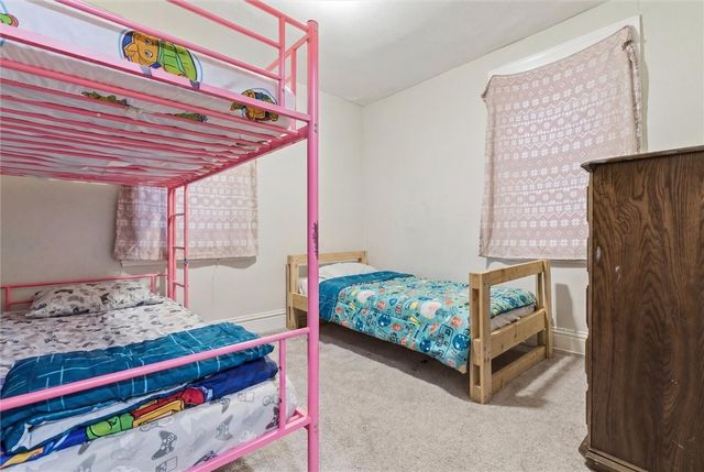 290 Glenwood Dr, Ambridge, PA 15003