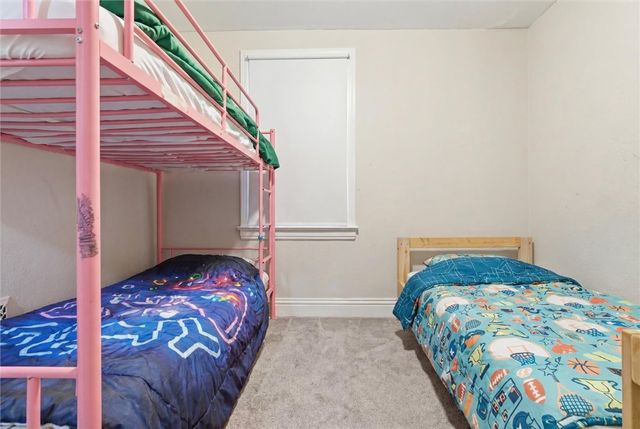 290 Glenwood Dr, Ambridge, PA 15003